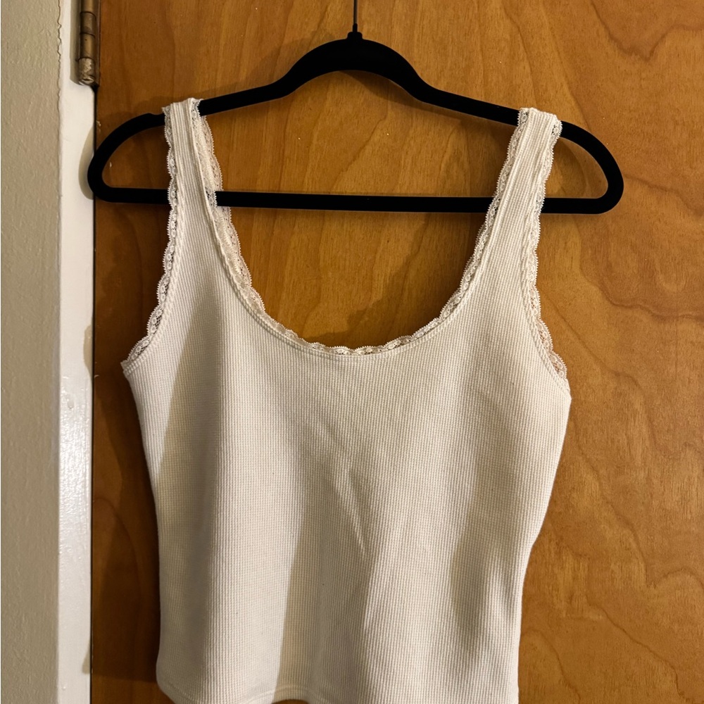 Gilly Hicks Cream Lace Trim Tank Top